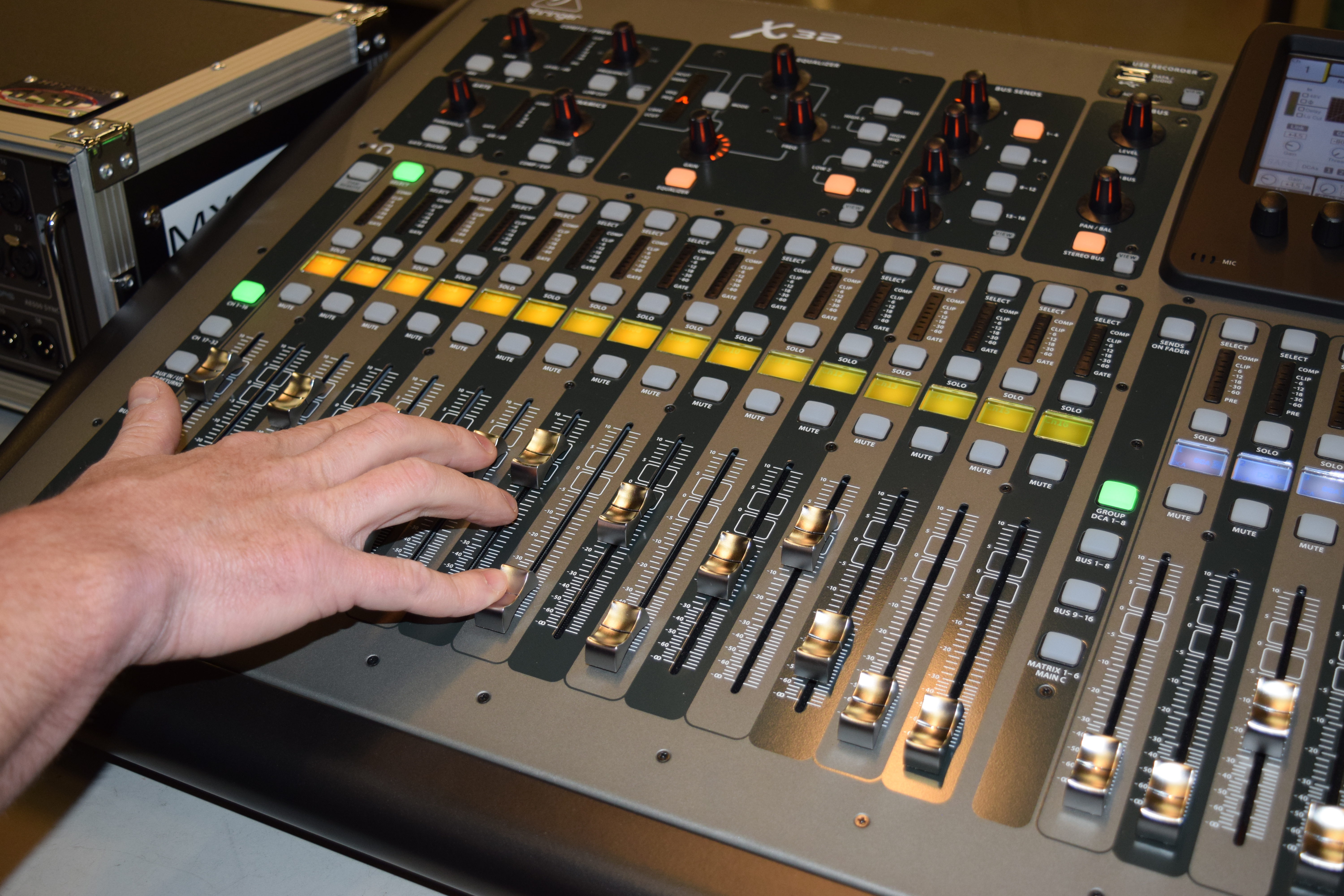 Location Console numérique Behringer X32 à Périgueux Sarlat Bergera